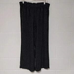 Linen & Rayon Pull on Stripe Soft Pallazz Straight Leg Crop Pant